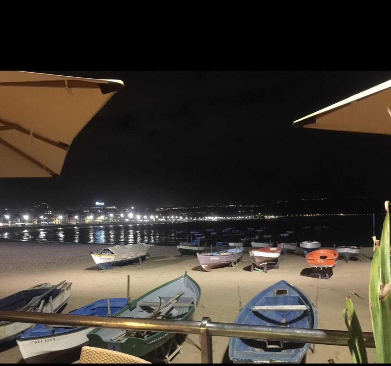 Las Canteras Beach Las Palmas de Gran Canaria Exterior photo